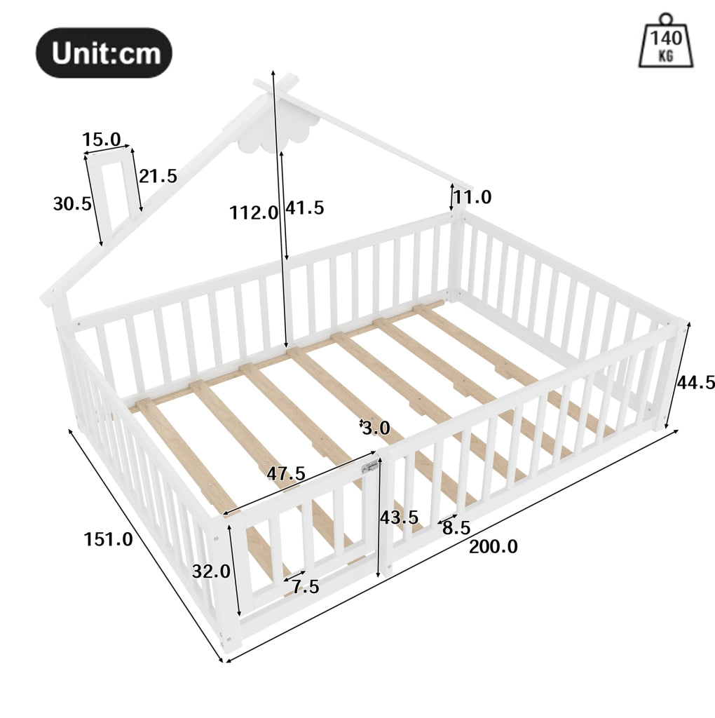 Letto a casetta per bambini 140x190 cm in pino e MDF bianco con sponda di sicurezza