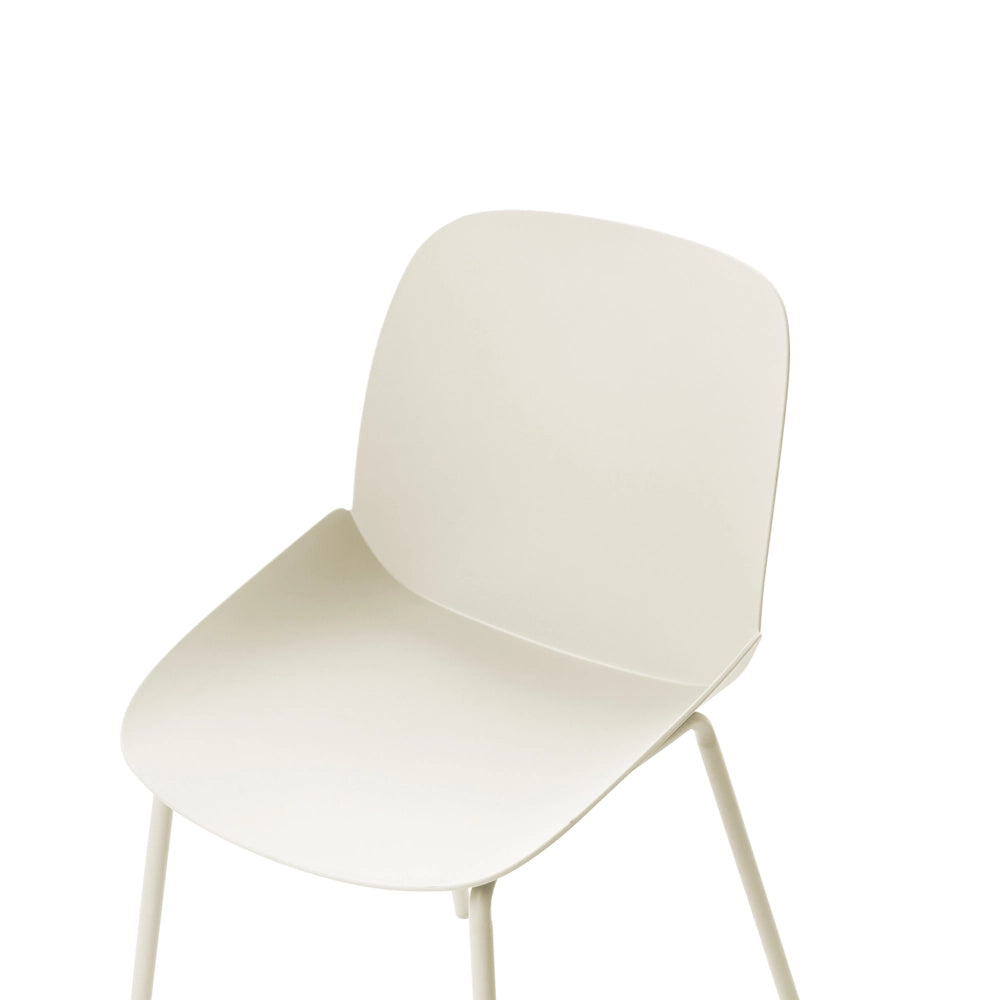 Set di 2 sedie da pranzo in plastica beige con seduta profonda Design moderno e contemporaneo per la sala da pranzo