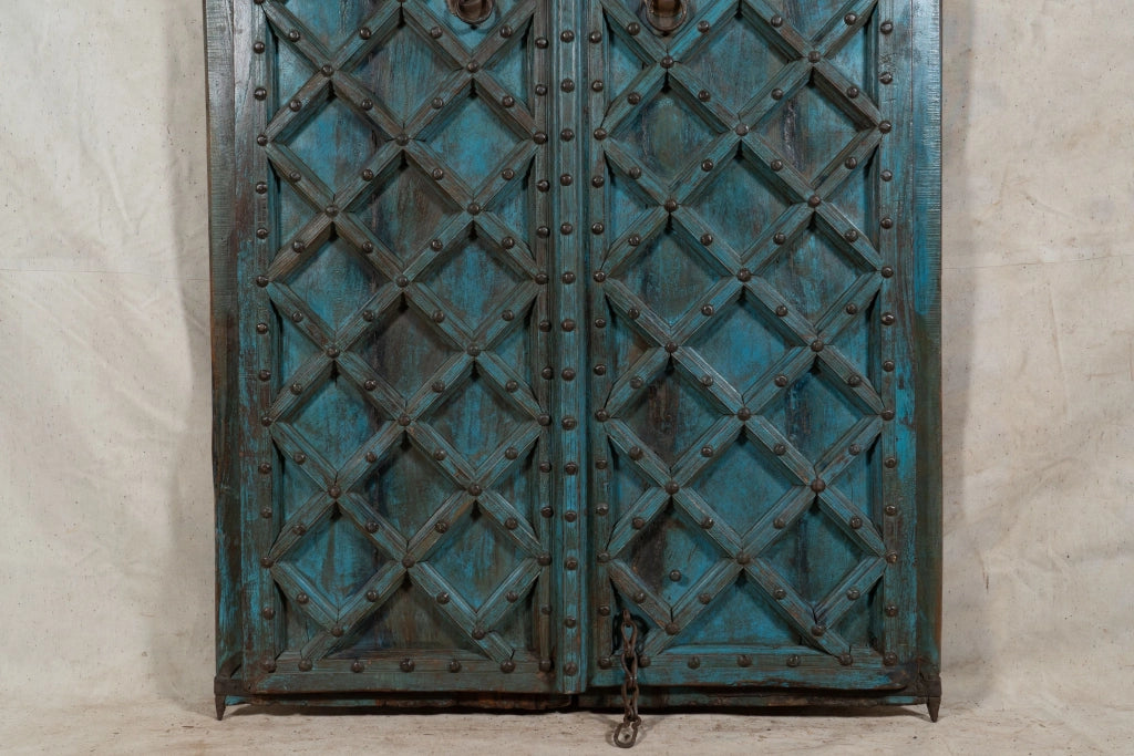 Biscottini Porta portone in legno massello e ferro da interno o da esterno vecchia e antica medievale scorrevole