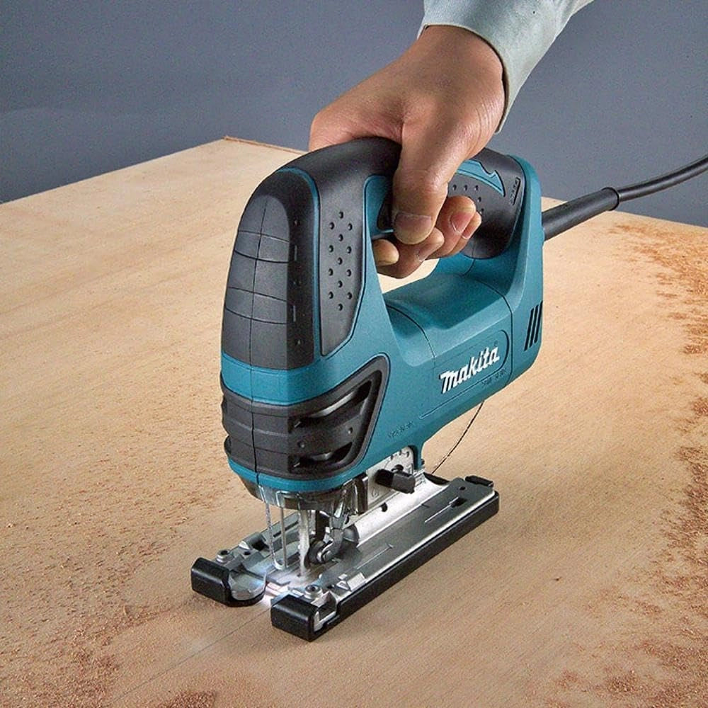 Makita 4350FCT - Caladora 720W electronica 800-2800 cpm con luz. sistema pendular y maletin