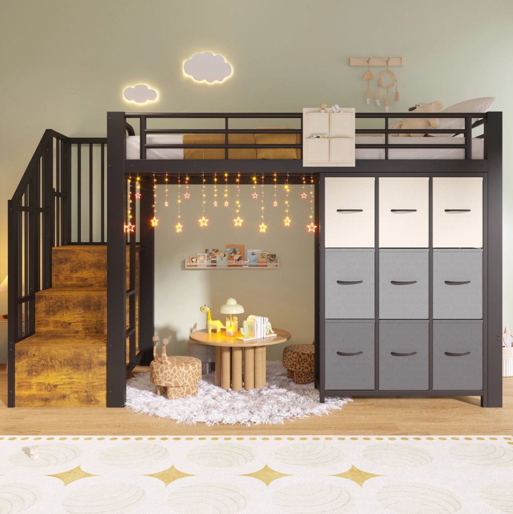 Letto a soppalco 90x200 cm in metallo e MDF nero con cassetti; cabina armadio e scala contenitore