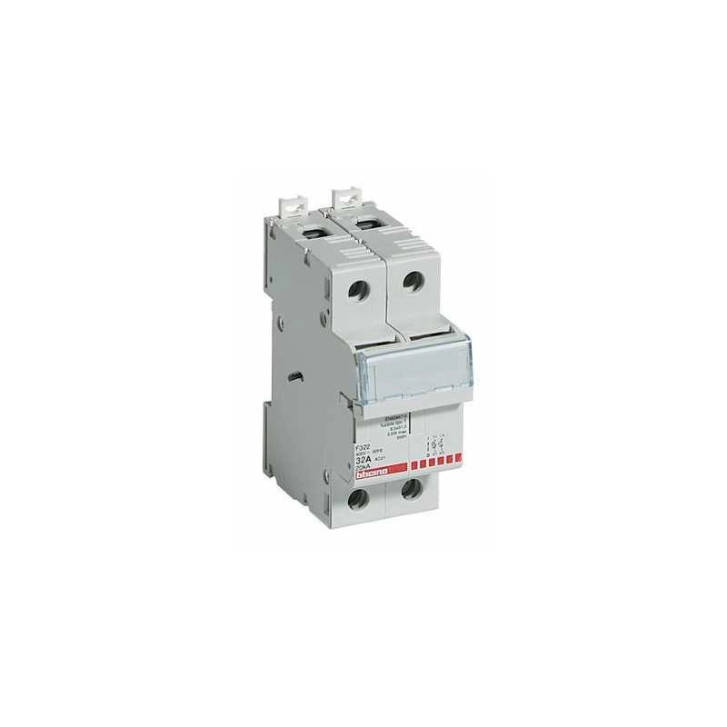 F322 Portafusibile Sezionatore 2P - 32A - 500V