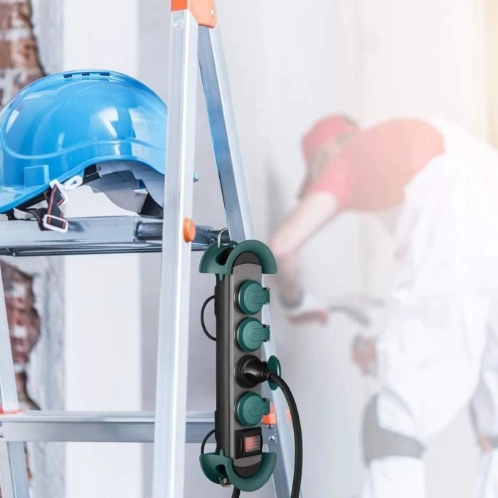 Multipresa - GAO - IP44 - Con cavo da 3 m, resistente all'acqua e alla polvere