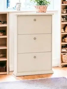 Scarpiera in legno Shabby chic avorio 3 ante liscie con anelli