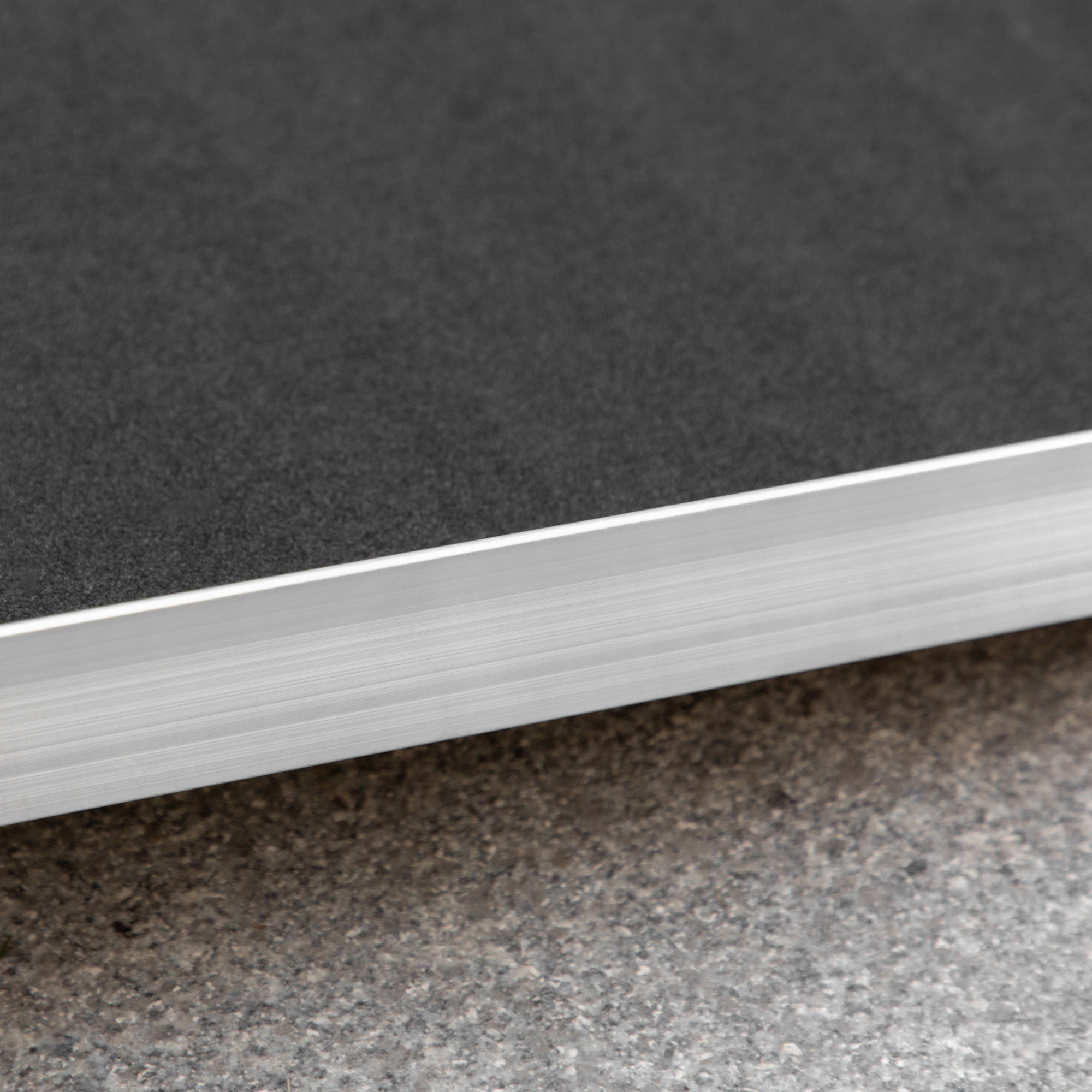 Rampa Pieghevole per Sedia a Rotelle 183x73.5 cm con Rivestimento Antiscivolo e Bordi di Sicurezza in Alluminio Nero