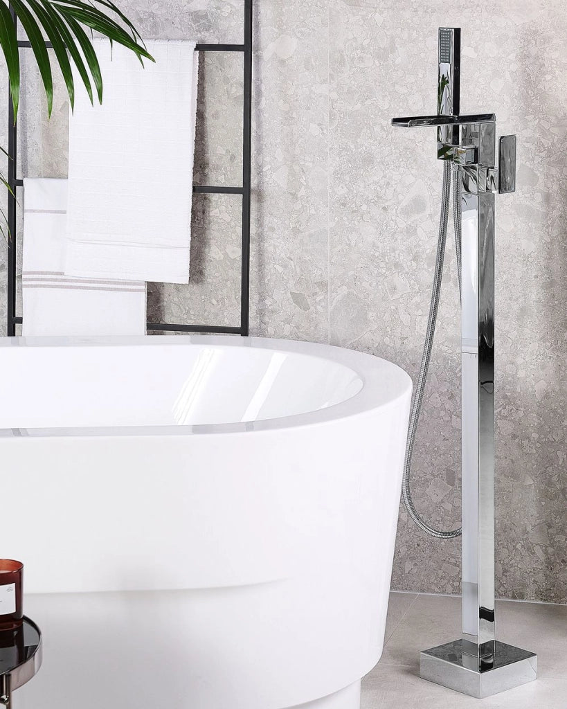 Miscelatore vasca da bagno cromato argento freestanding 118 cm accessori bagno moderno