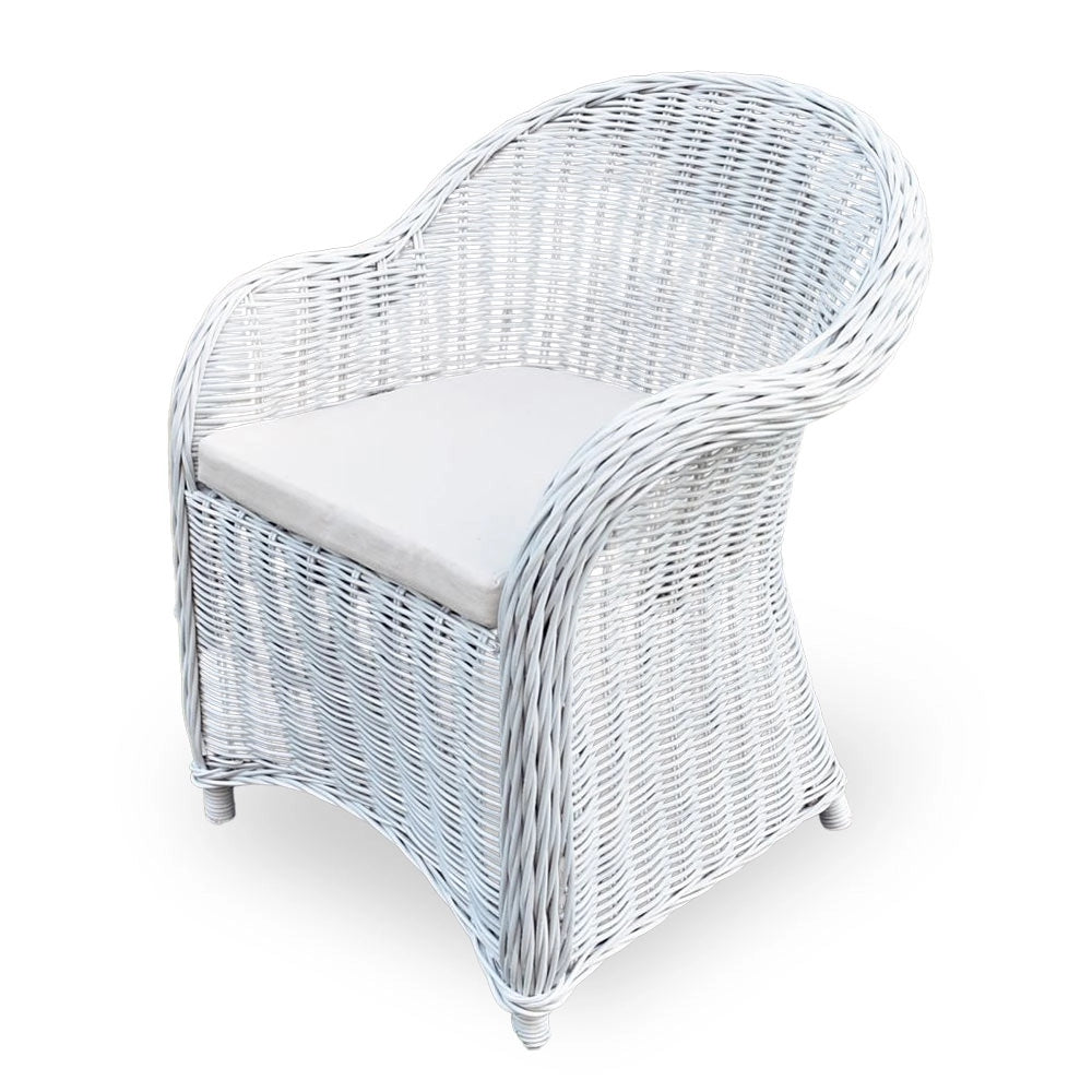 Poltrona Roma in rattan naturale intrecciato bianco con cuscino in omaggio