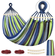 Hangmat per esterno - Materassino per esterno e giardino - Capacità di carico 250 kg - Con paline in legno e cavi anti-scivolo - Inclusa tasca da trasporto - Ideale per giardino, balcone, terrazza, spiaggia, escursioni - 275 x 155 cm