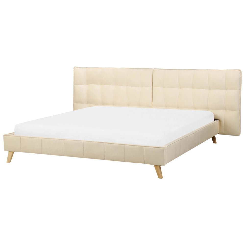 Letto Tappezzeria trapuntata in velluto beige Gambe in legno chiaro 180 x 200 cm a doghe con testiera regolabile Wingback