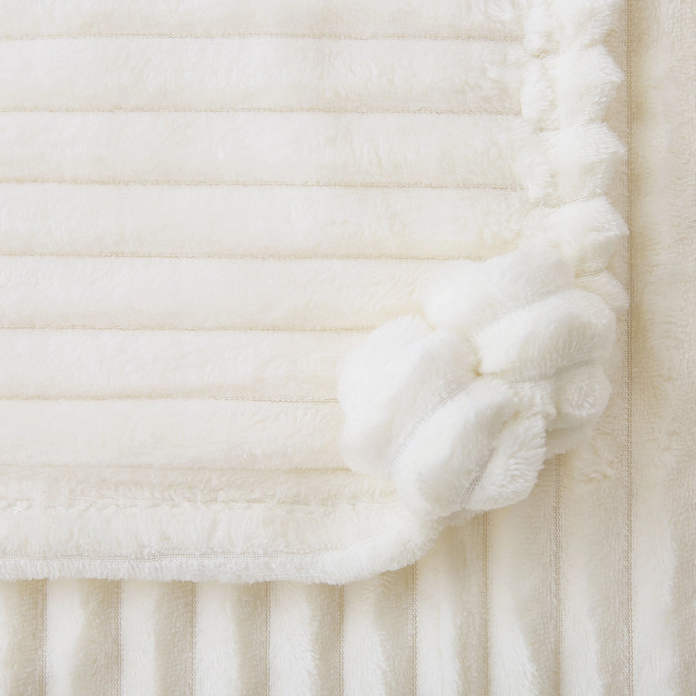 Morbido Plaid con Finitura a Coste e Bordi con nappe 150 x 200 cm Bianco