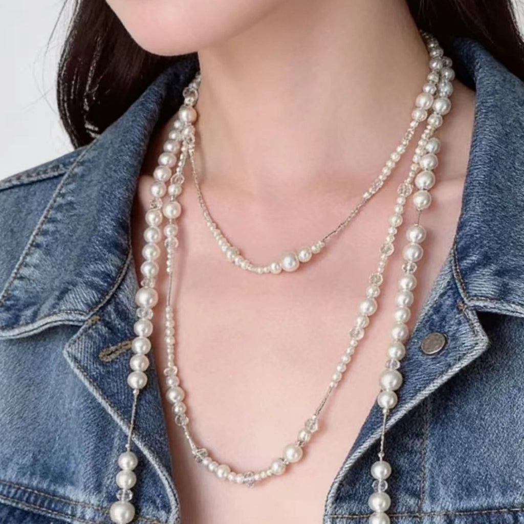 Collana retr¨° ed elegante con nappe di perle a pi¨´ strati, girocollo lungo con cristalli sovrapposti, catena a maglia retr¨° con motivo cielo stellato a goccia