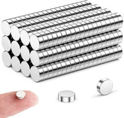 50 pezzi di magneti piccoli 6 mm x 2 mm, forti, magneti per lavagne, magneti per frigorifero, magneti per calendari, magneti mini per frigorifero, magneti per lavagna bianca per lavori di fai da te, kit di componenti