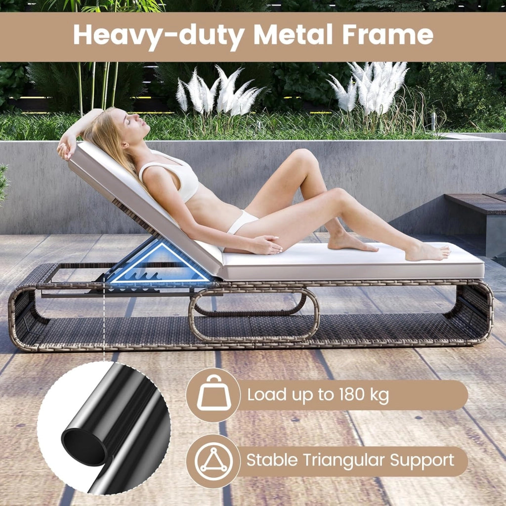 Lettino Prendisole, Sdraio da Giardino con Schienale Regolabile a 7 Livelli, Letto da Giardino in Polyrattan con Cuscini Comodi, per Piscina, Terrazza, Giardino, Bianco