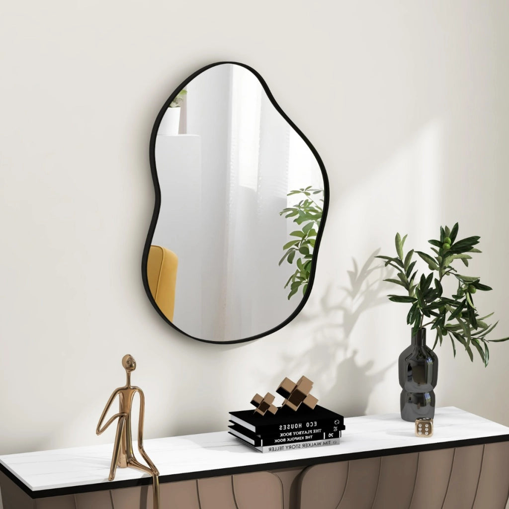 Specchio da parete asimmetrico con base posteriore premium da 78x56,5cm, Specchio da parete a forma irregolare Nero