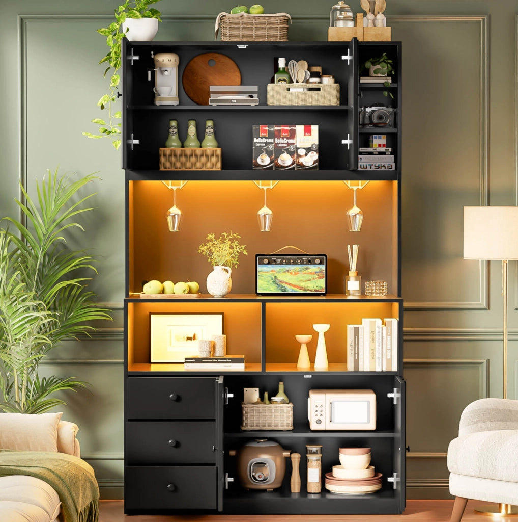 Credenza 100x40x180 cm con LED RGB; prese e portabicchieri in MDF nero