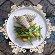 Tappeti di Natale con Forma di Neve per Tavola - Protezione per Tavola con Disegno a Sfida per Neve - Piatti da Natale con Sostegni - Piatti da Natale con Sostegni a Forma di Cerchio - Set di Accessori in PVC per Feste - Set di Caffè da 2 pezzi