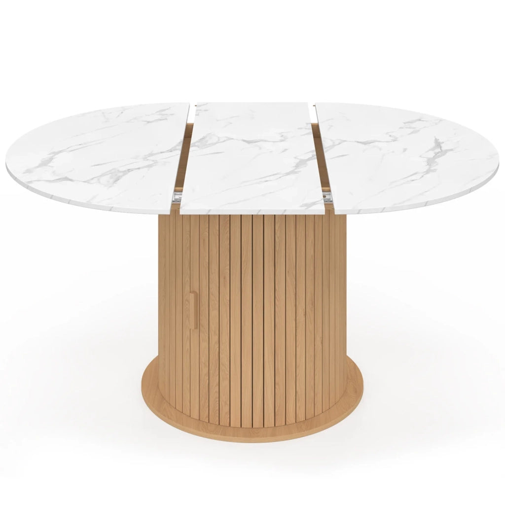 IDMarket - JULIETTE Tavolo da pranzo rotondo allungabile per 4-8 persone con gambe a doghe e piano effetto marmo bianco 110-150 cm