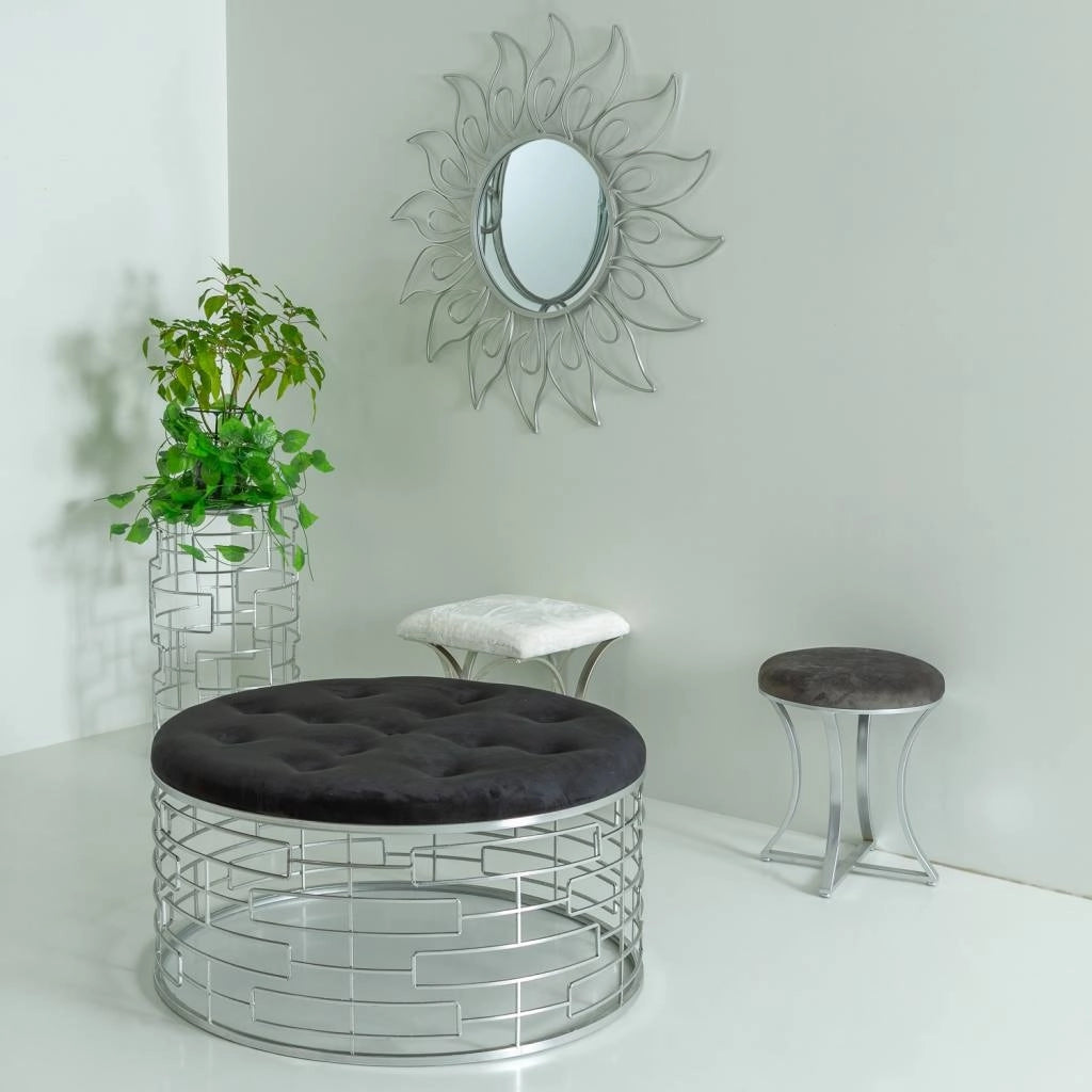 Sgabello rotonda in velluto nero e metallo argento d91,5x47h
