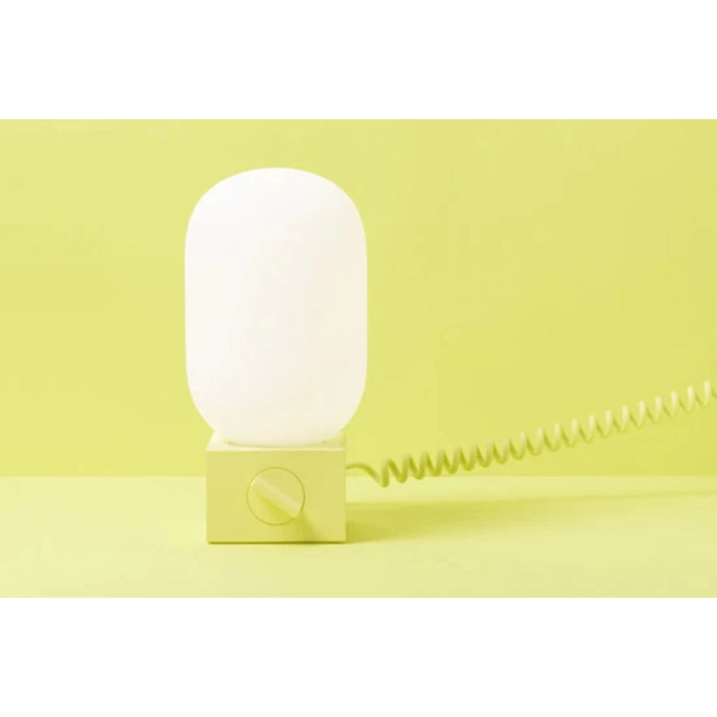 Lampada Portatile Serie POP Light IPX4 con Power Bank USB-C e Cavo Giallo Native Union
