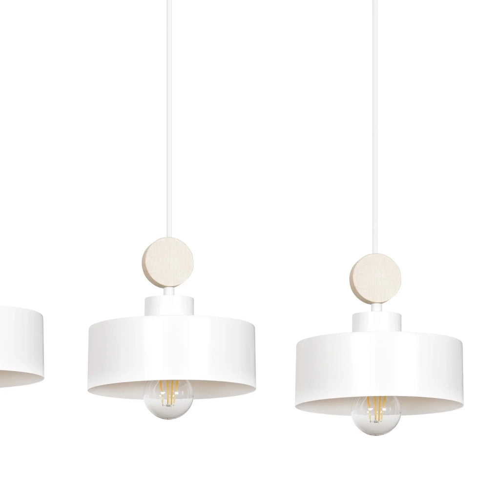 Lampadario 3 Luci Zhurong In Acciaio Bianco E Paralumi Con Legno Naturale