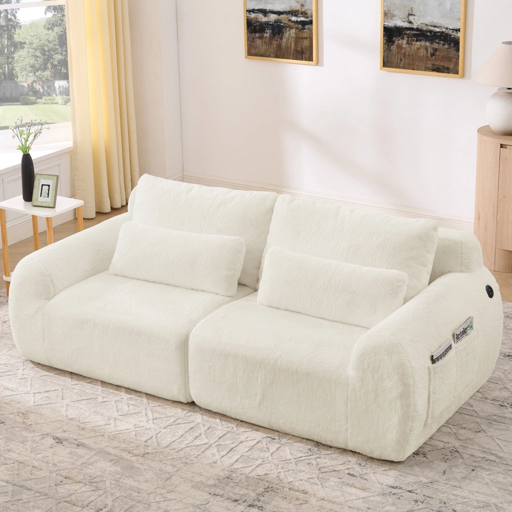 Divano a 2 posti con porte USB e tasca laterale in tessuto effetto pelliccia di coniglio per piccoli spazi beige