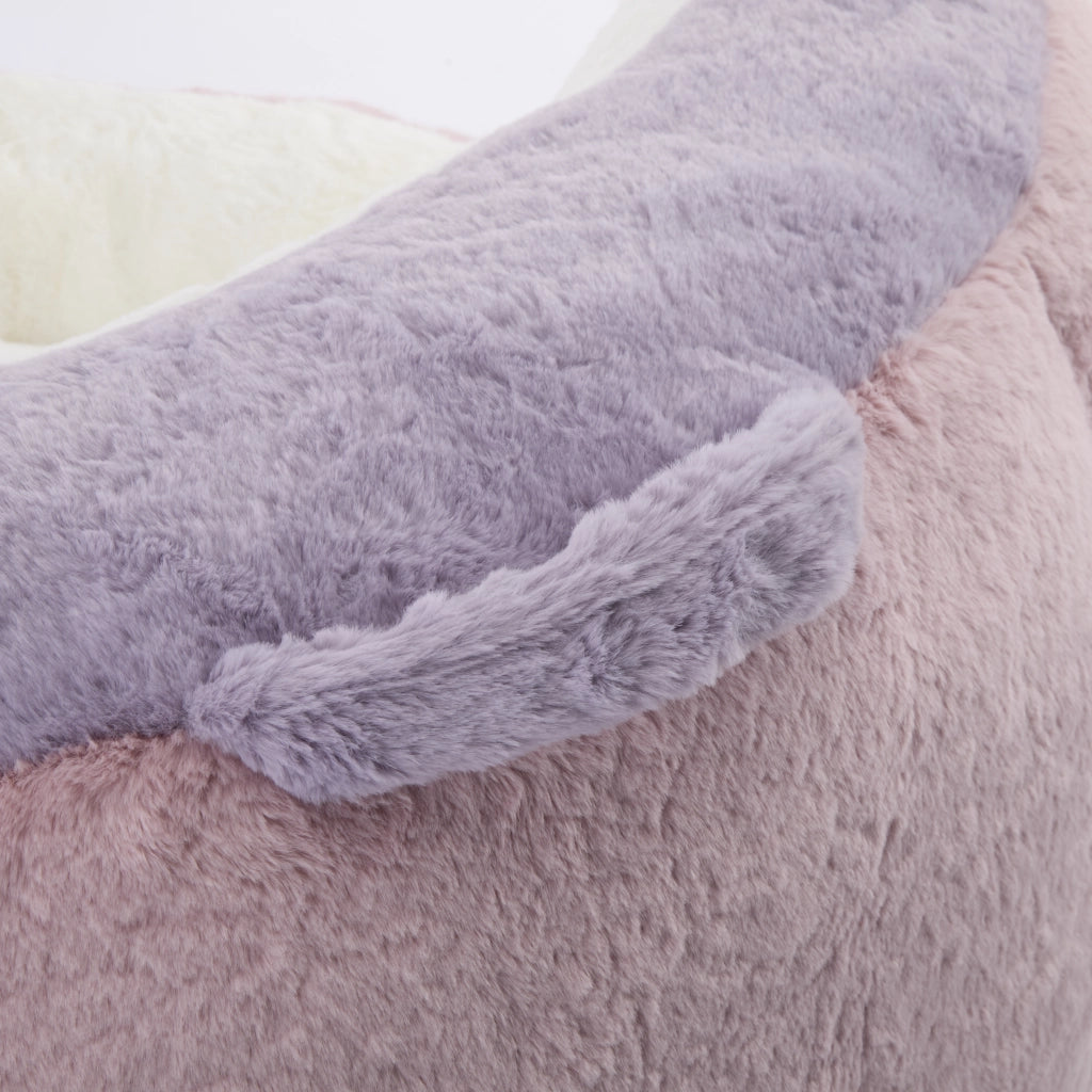 Poltrona pouf con imbottitura in schiuma sminuzzata e base antiscivolo in pelliccia sintetica multicolore
