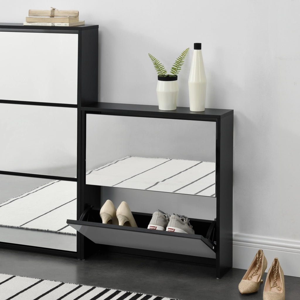 Scarpiera Vogar con 2 Contenitori Ribaltabili Mobile Portascarpe con Ante a Specchio 67x63x17 cm Nero [en.casa]