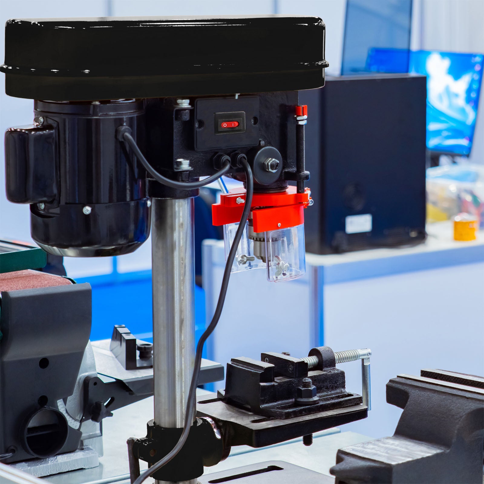 Trapano da banco 500W con laser, mandrino da 1,5-16 mm e 500-2500 giri/min Trapano a colonna