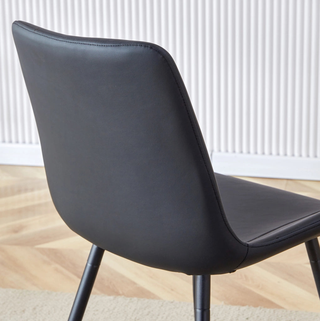 Sedia da pranzo moderna in PU nero con gambe in metallo; 75;5 x 59 x 50;5 cm