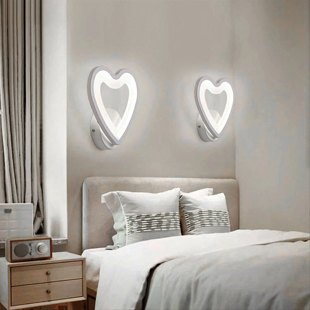 APPLIQUE LAMPADA DA MURO PER INTERNO A PARETE LUCE FREDDA 6500K CUORE CON LED 6W