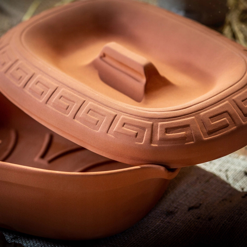 Vaso in terracotta KADAX Roman Clay Pot 5 L, forma ovale grande con coperchio.