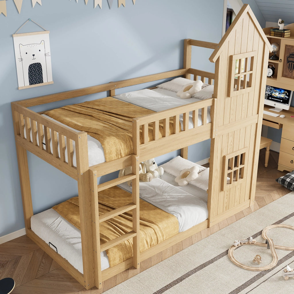 Letto a castello a casetta 90x200 cm con 2 finestre; scala a 3 gradini e parapetto integrale; pino e MDF; naturale