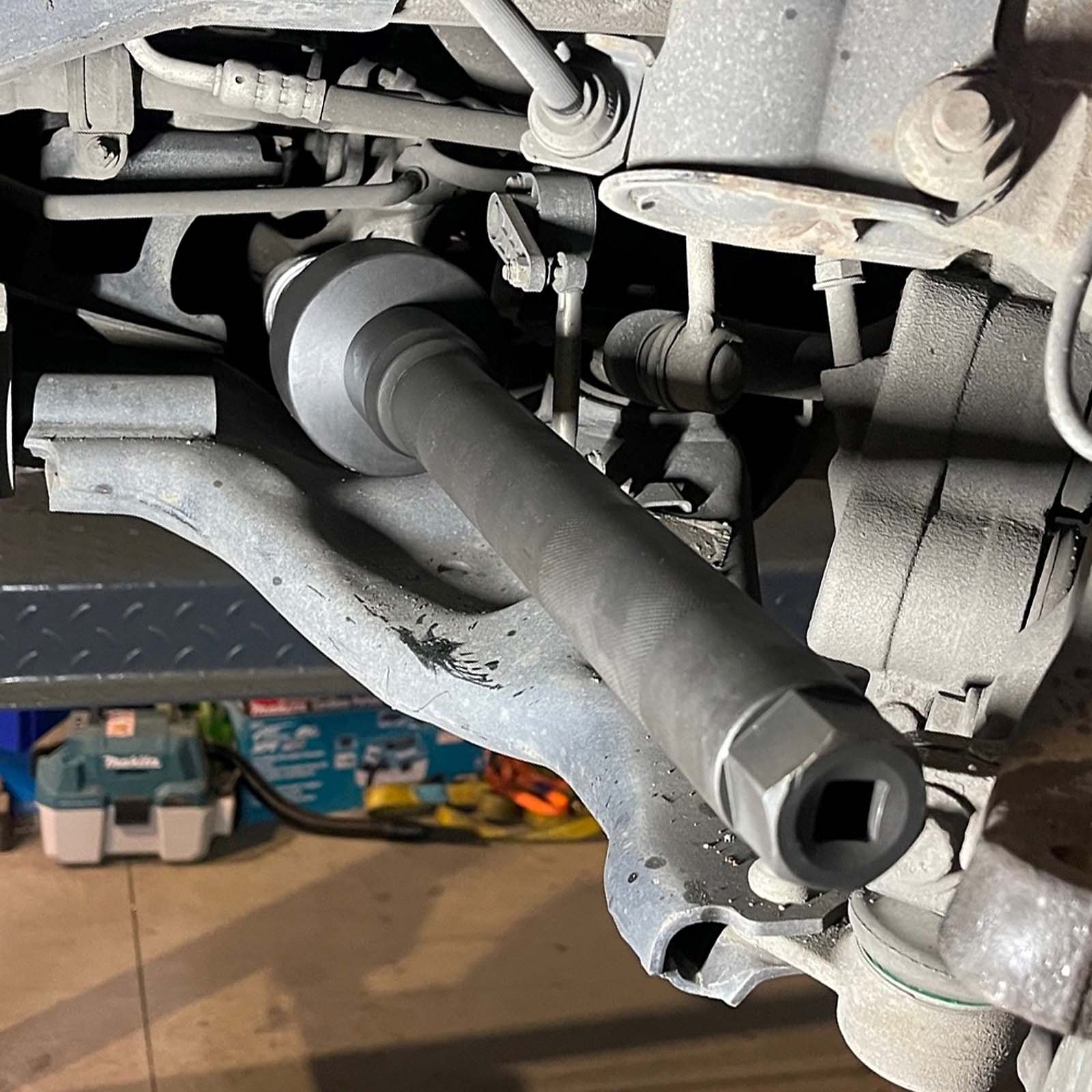 Set di strumenti per rimozione e sostituzione biellette tiranti 3 misure diverse