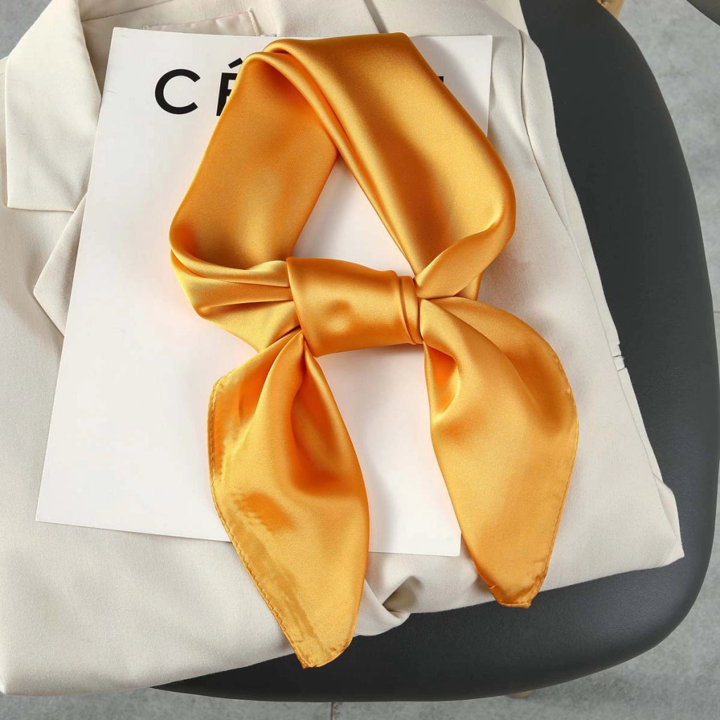 Nuova sciarpa da donna in seta stampata, stile coreano, sciarpa decorativa alla moda e versatile.