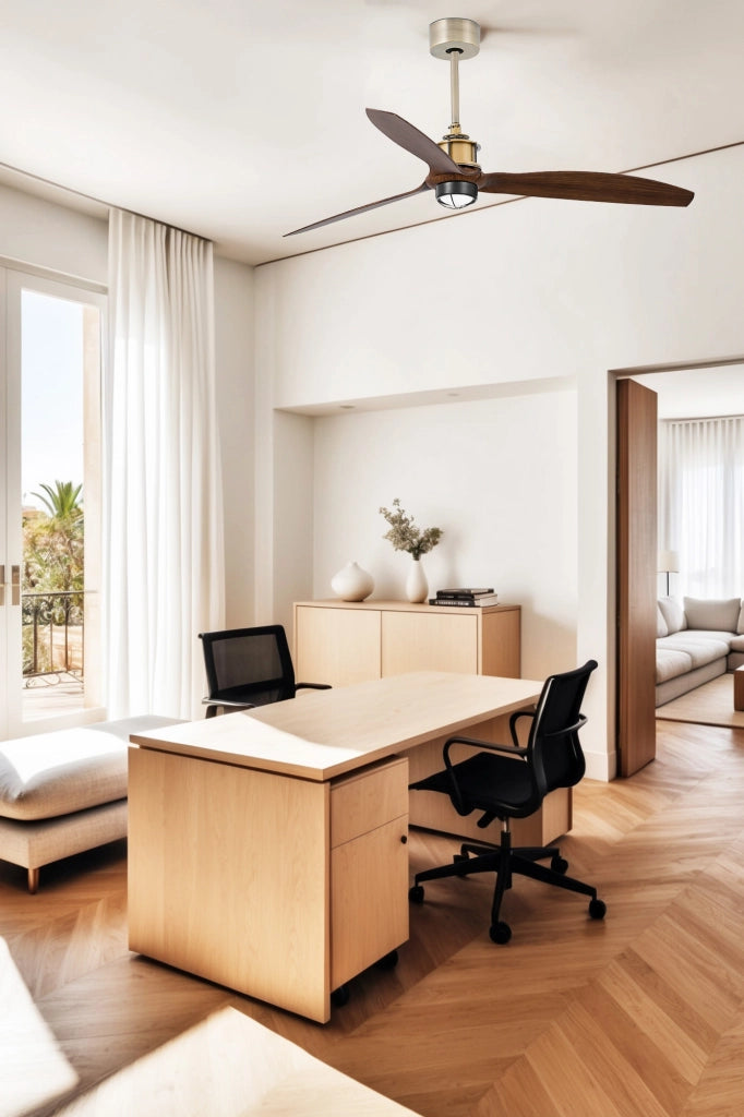 FARO Ventilatore a soffitto in acciaio Oro Vecchio con pale finitura noce Ø1280 mm motore DC 6 velocita funzione inversa per soffitti inclinati 3000K JUST FAN M FARO-333981N