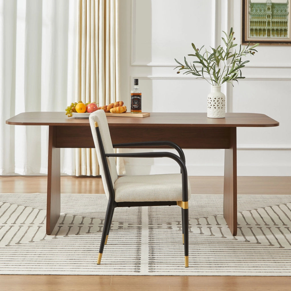Set di 2 sedie da pranzo beige con braccioli e dettagli oro