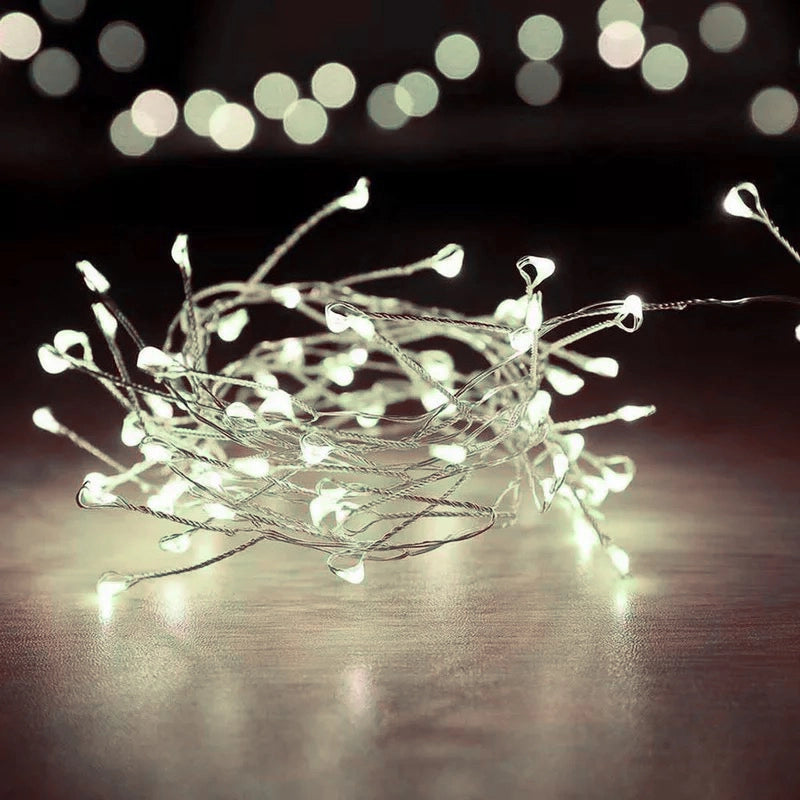 CATENA LUMINOSA NATALE 200 LED SU 2 MT CAVO RAME EFFETTO FOGLIA IP44 A BATTERIA