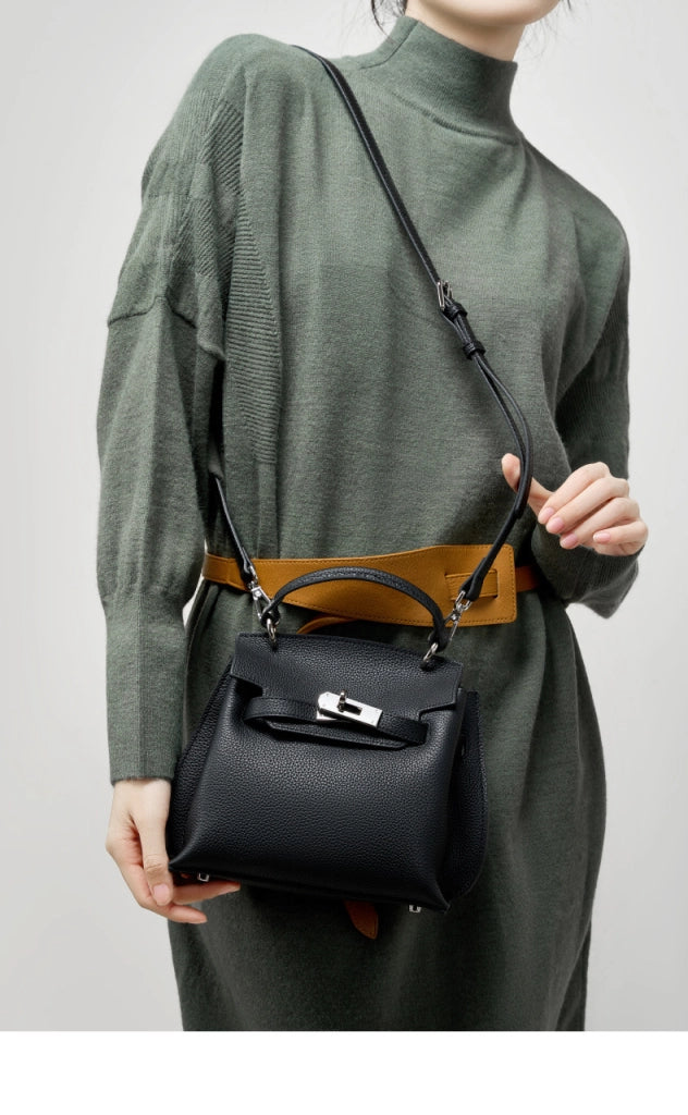Borsa a tracolla Lindy Small in vera pelle nera