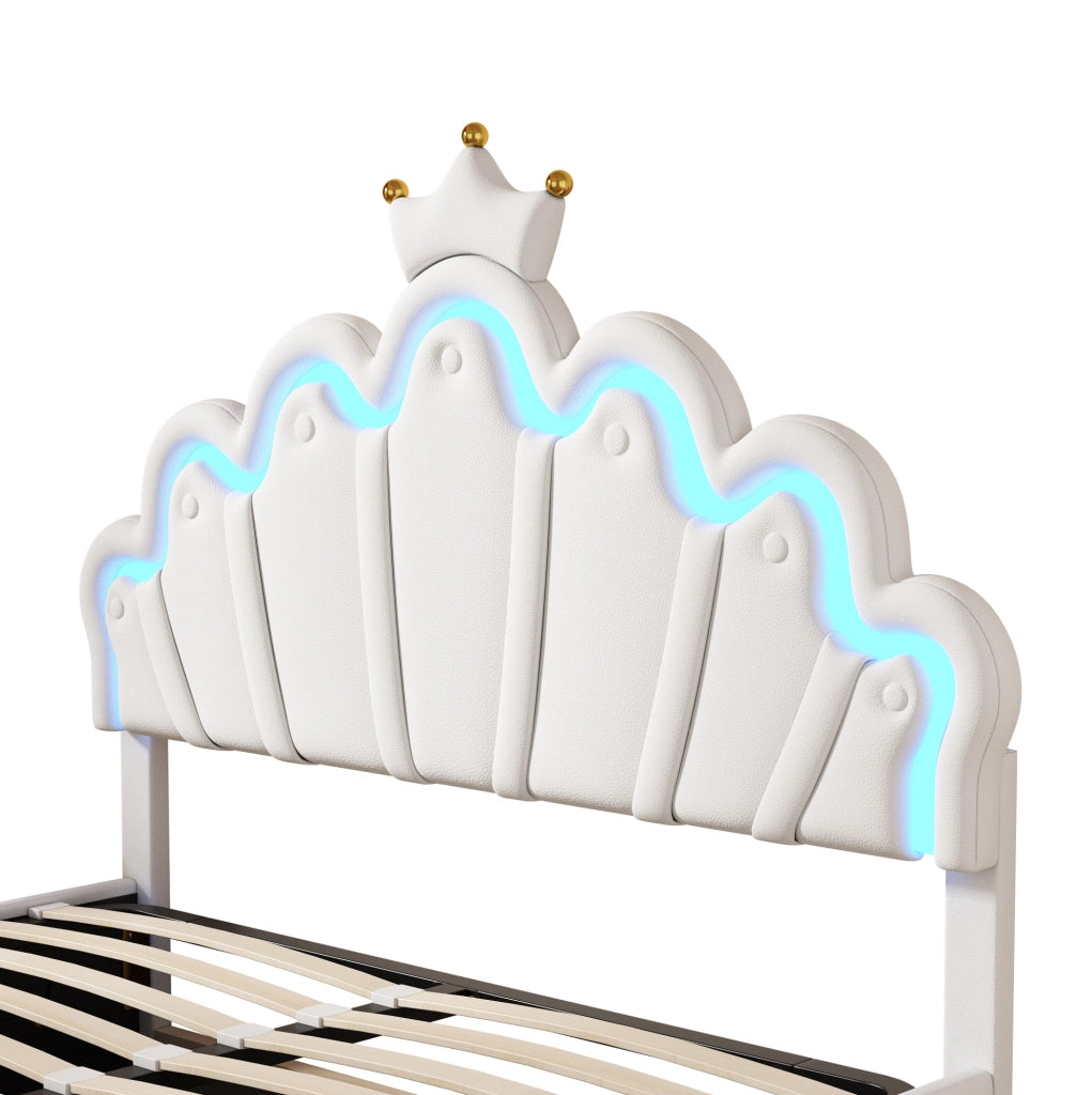 Letto imbottito 140x200 cm con LED e contenitore; PU; bianco