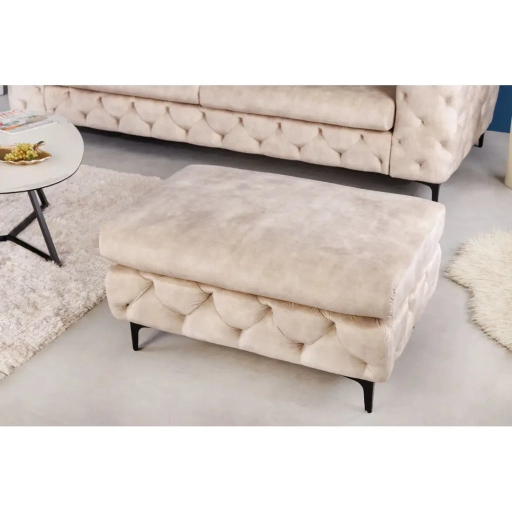 Pouf VELENA champagne – Pouf barocco in velluto con piedi in metallo neri