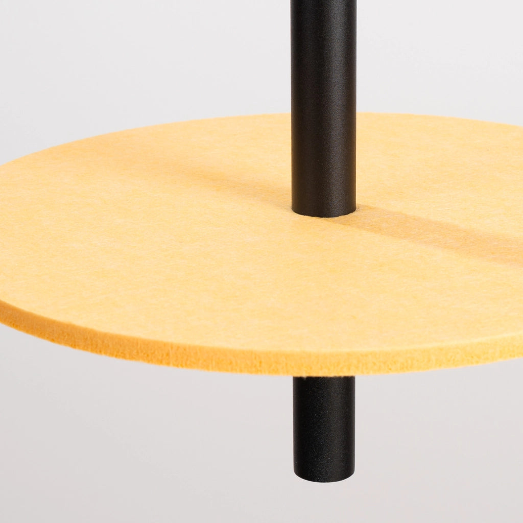 Lampada a sospensione TESSIO nera con disco feltro giallo G9