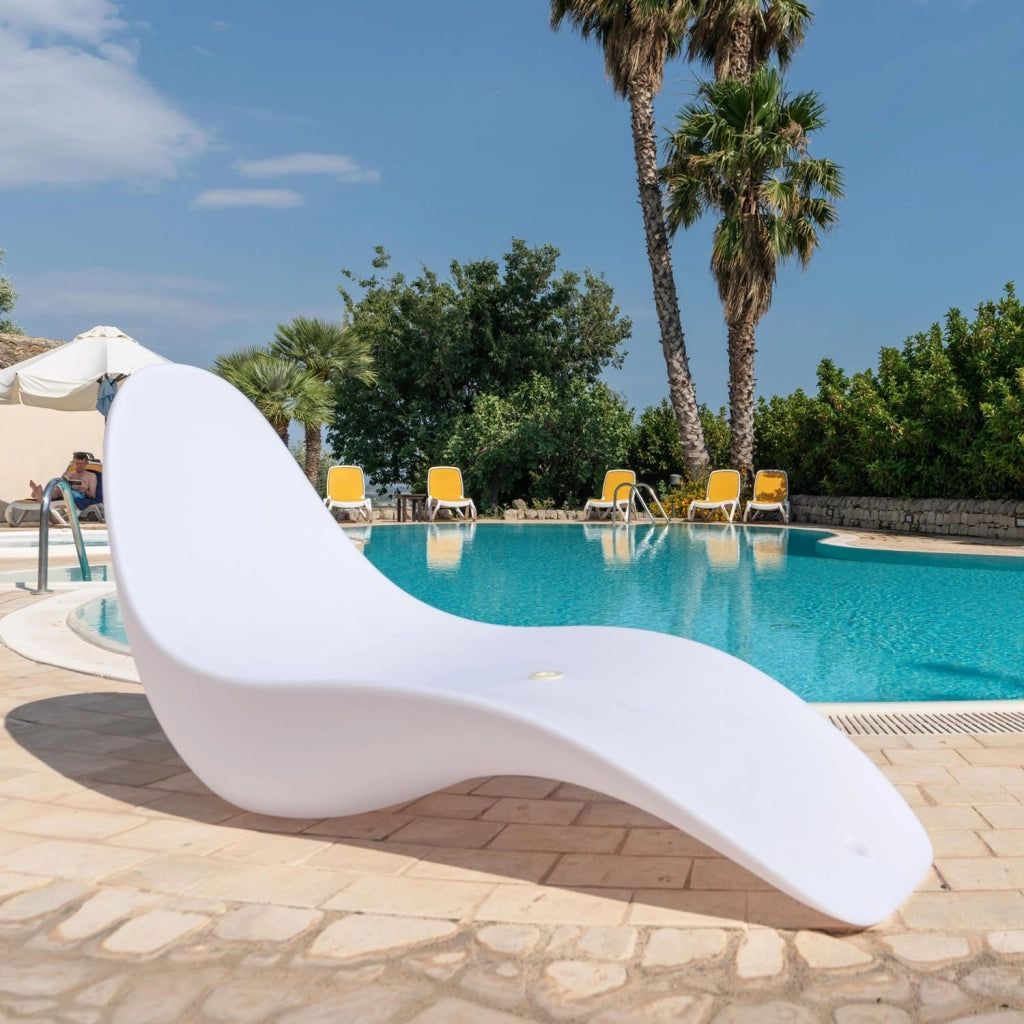 Sined Sirio Chaise Longue Moderna Realizzata In Pe Di Alta Qualita Resistente Ai Raggi Uv Bianco