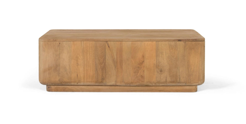 Tavolino realizzato in legno di mango con angoli arrotondati