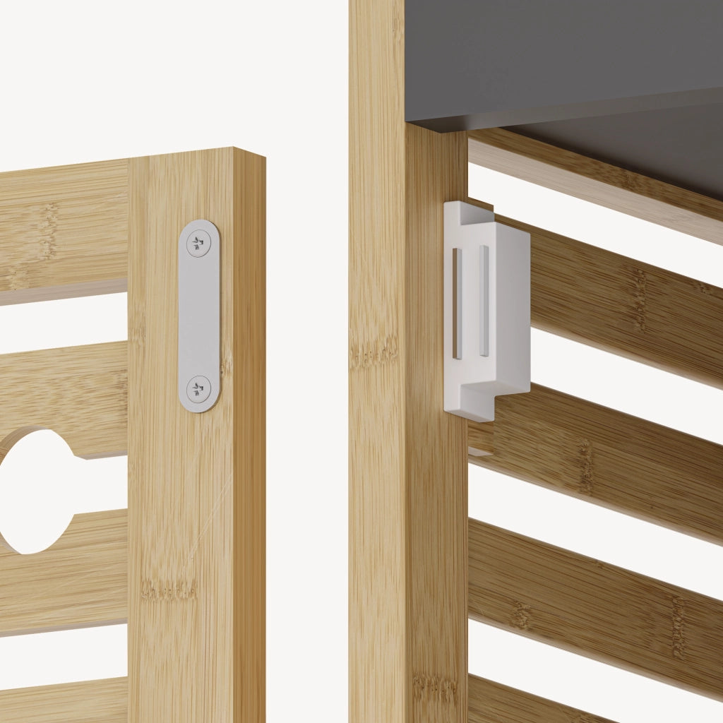 Scaffale da Bagno Kydesby in Bambù con 5 Ripiani Aperti e Scomparto ad Anta 170 x 39 x 30 cm - Naturale / Grigio [en.casa]