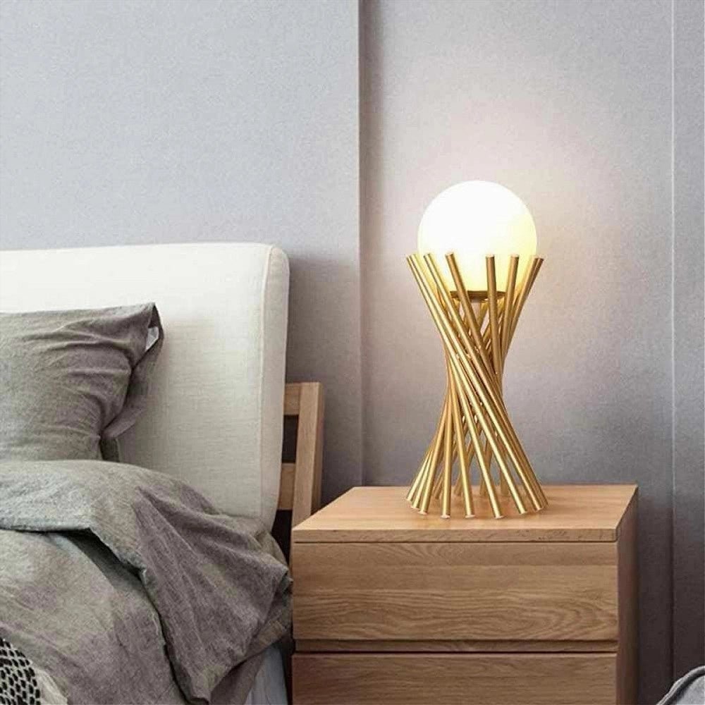 Trade Shop - Lampada Da Tavolo Tubolare Minimalista In Metallo Bronzo Con Sfera Vetro G9 D32 -