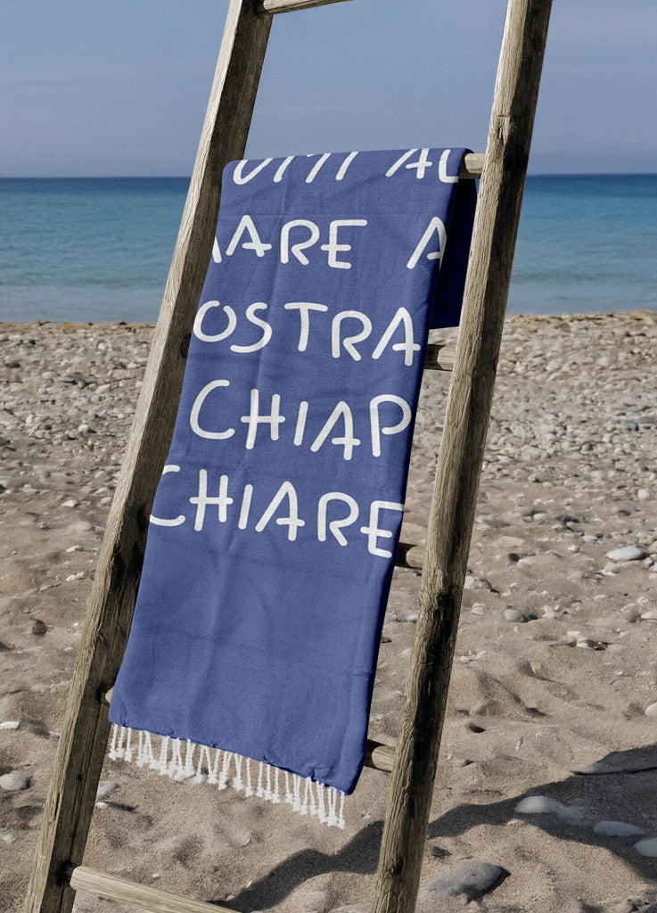 Telo Mare Con Frange Asciugamano Da Spiaggia Misura Grande 90x180 Cm Con Pochette Astuccio Assorbente In Morbido Cotone Leggero Stampa Tutti Al Mare AntiSabbia Lettino Vacanze Piscina Blu