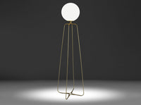 Lampada da terra in acciaio dorato e vetro bianco