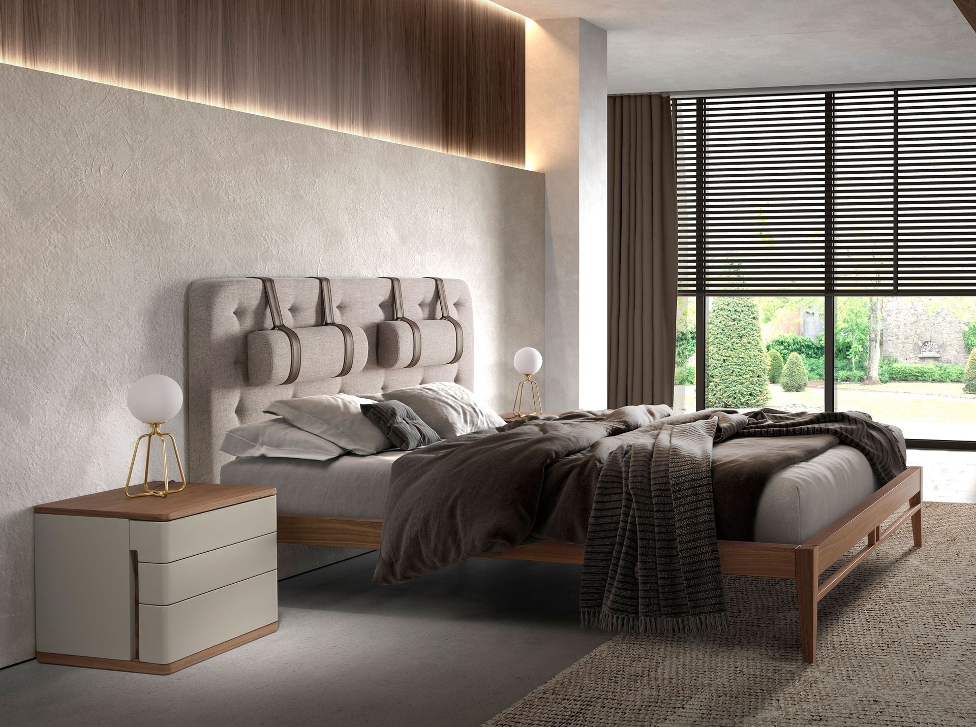 Lampada da tavolo in acciaio dorato e vetro bianco