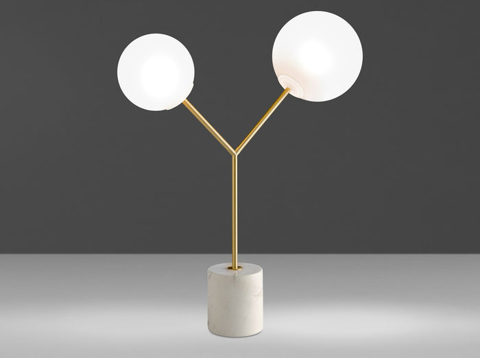 Lampada da tavolo in marmo bianco, acciaio dorato e vetro bianco