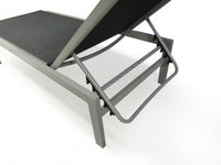 Lettino sole in alluminio e textilene, colore nero, Misure 69 x 37 x 194 cm